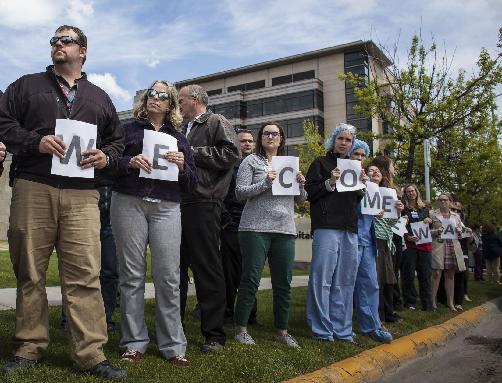 Hospital staff welcomes Palmer